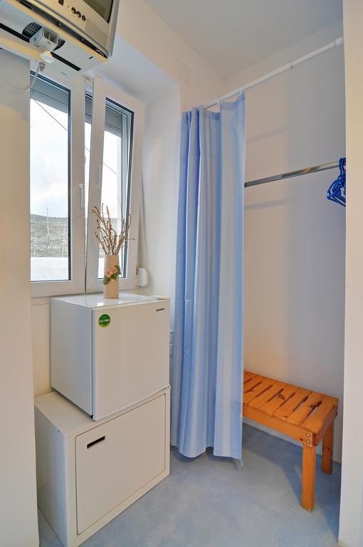 Katerina Rooms Adamantas  Luaran gambar